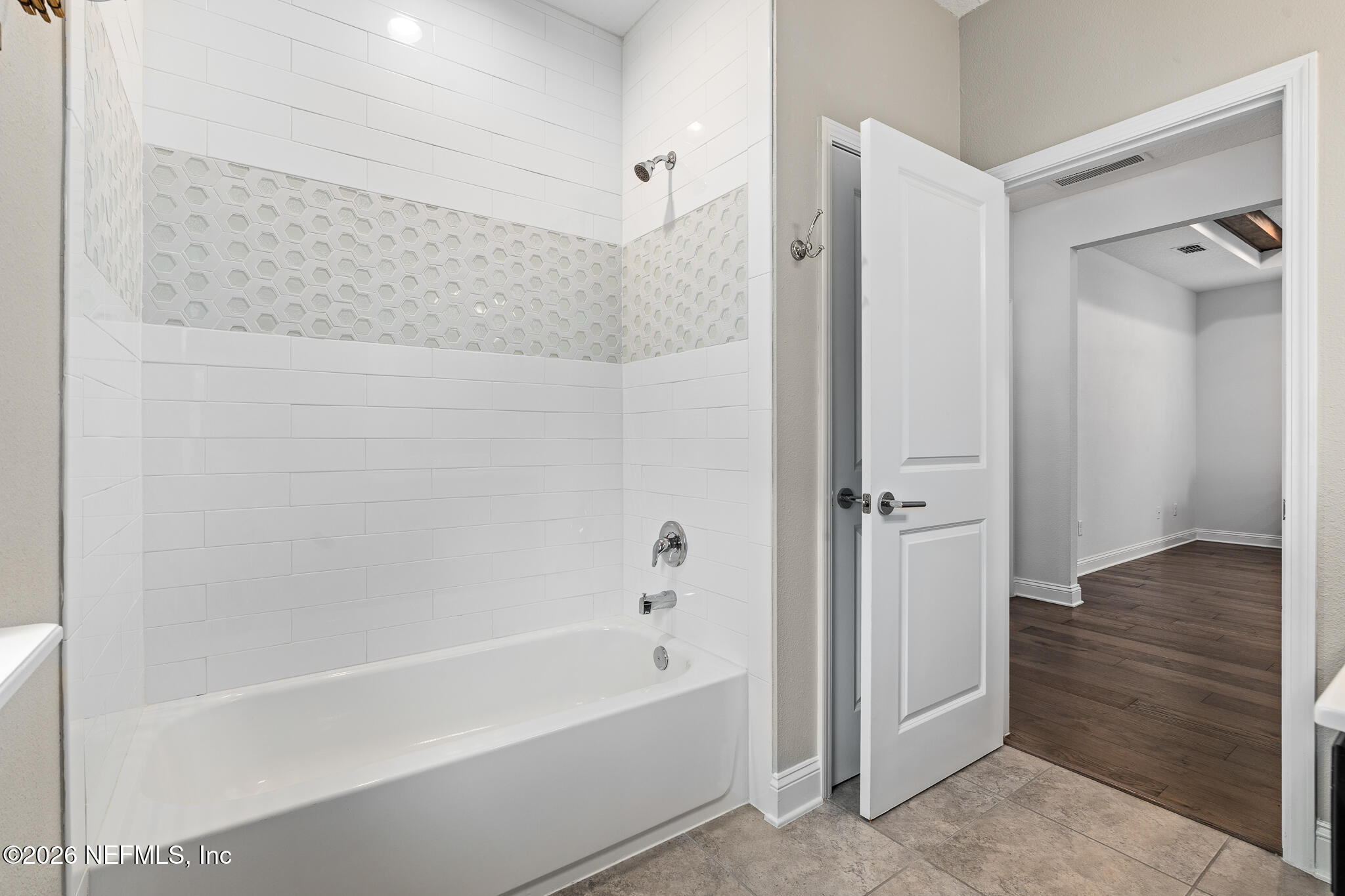 27 SAINT BARTS Avenue, St. Augustine