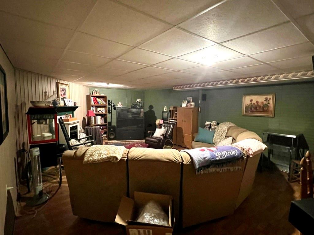 112 Twin Oaks Drive