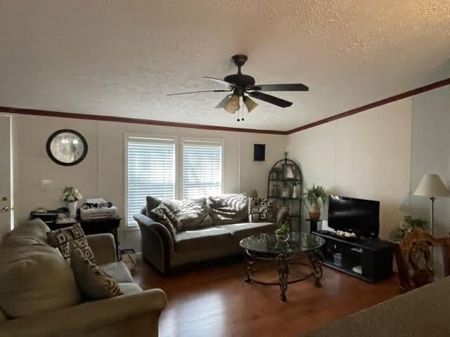 140 Landon Court NE