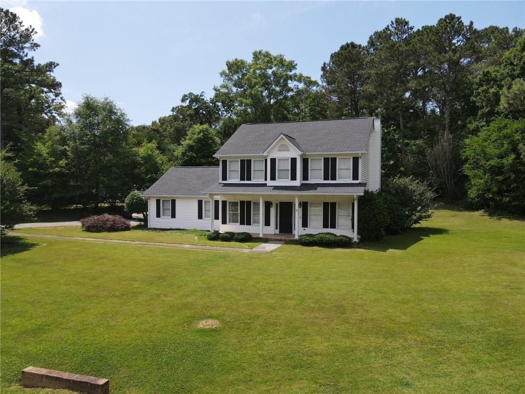 226 Charles Drive NE