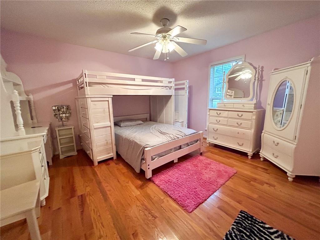 137 Cathy Lane NE