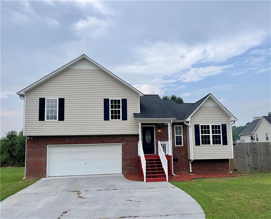 128 Summerfield Lane NE