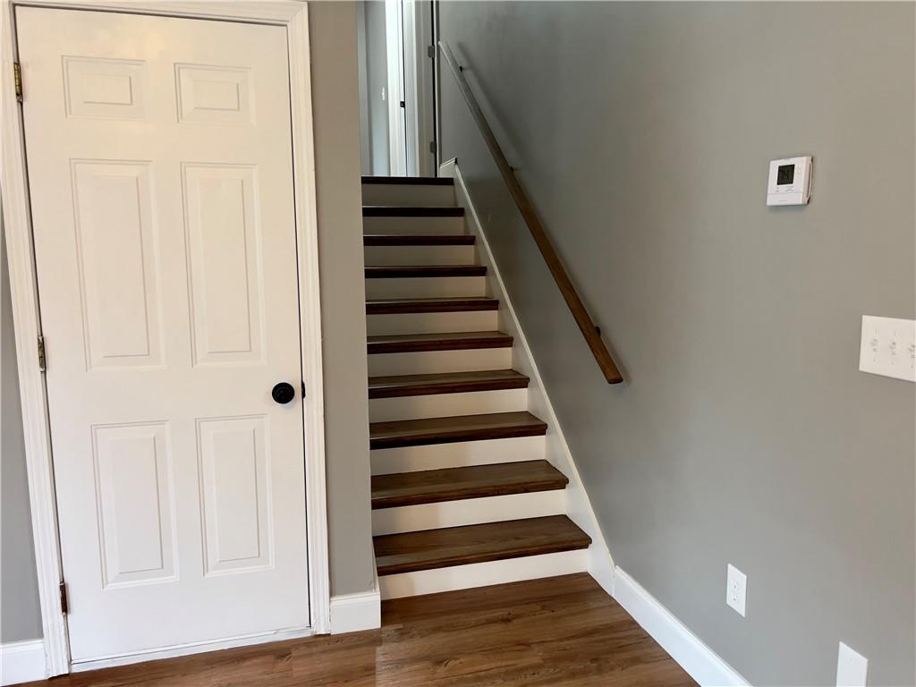 128 Summerfield Lane NE