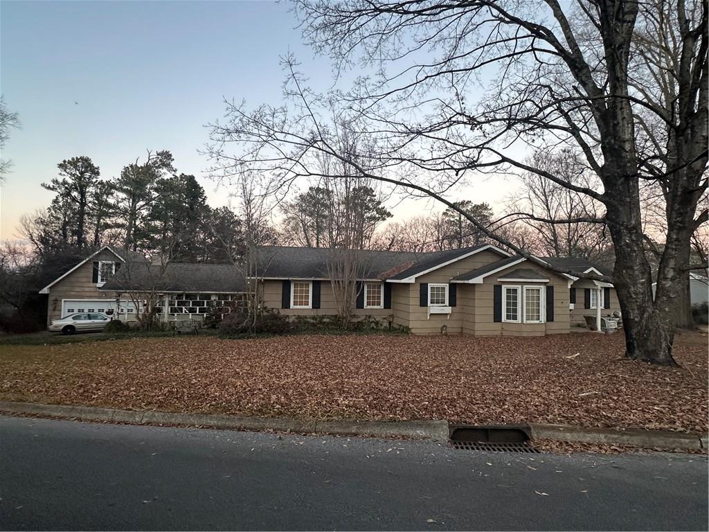 114 Hillcrest Drive