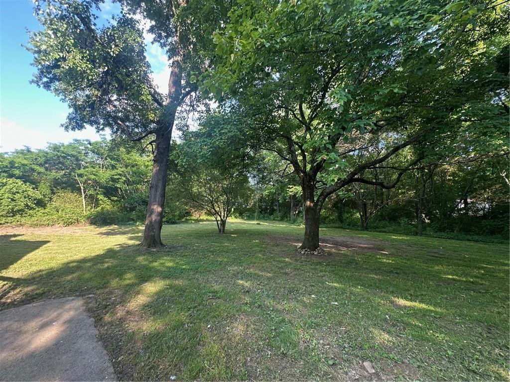 4263 Louise Lane SW