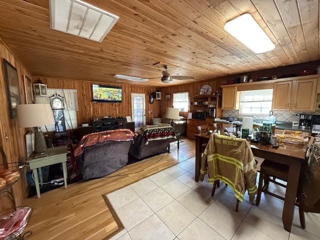 2318 Chatsworth Highway 225 NE