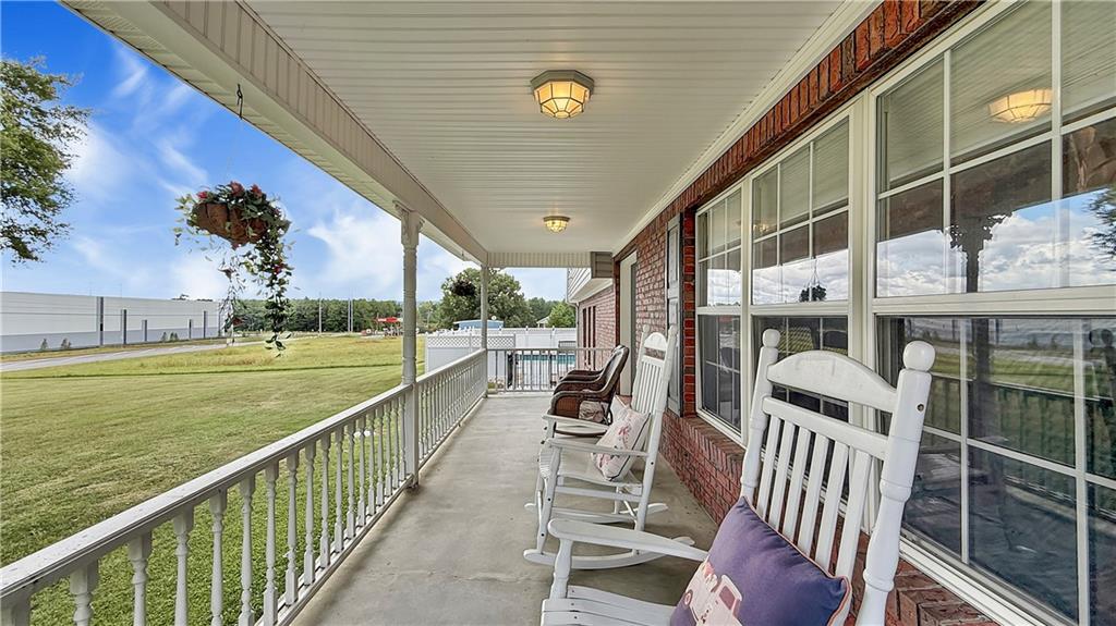 114 Belwood Drive SE