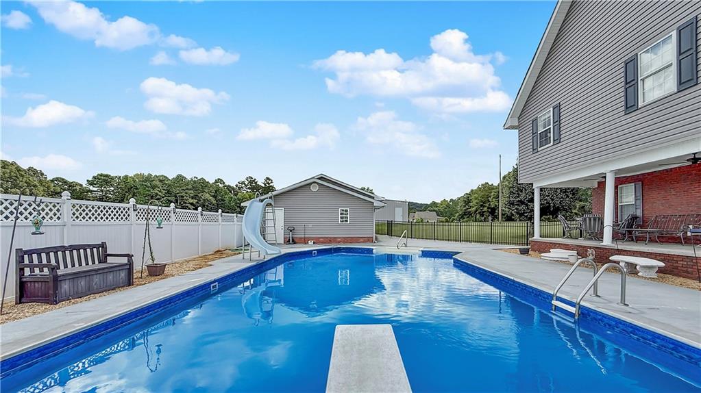 114 Belwood Drive SE