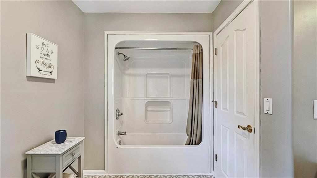 114 Belwood Drive SE