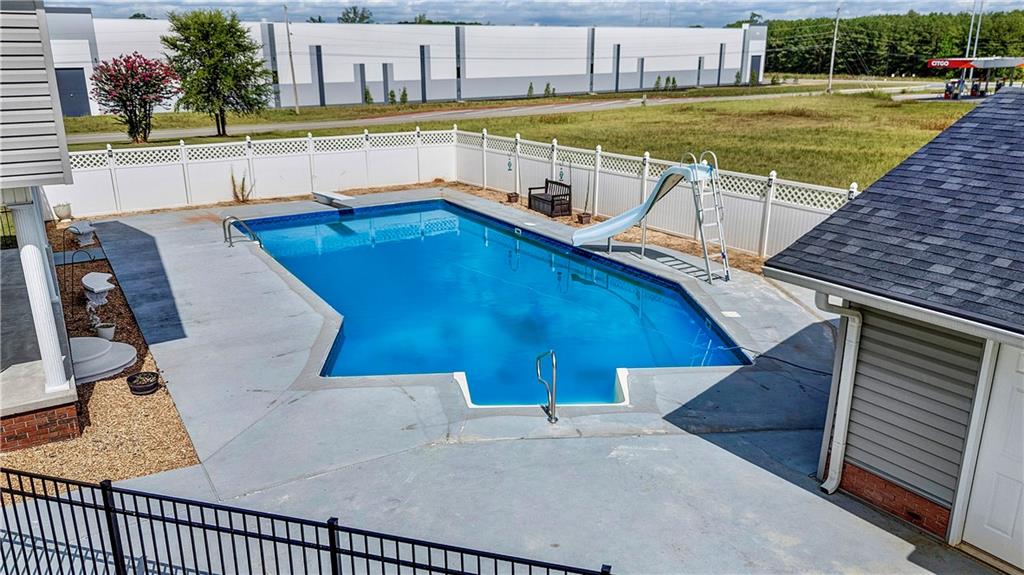 114 Belwood Drive SE