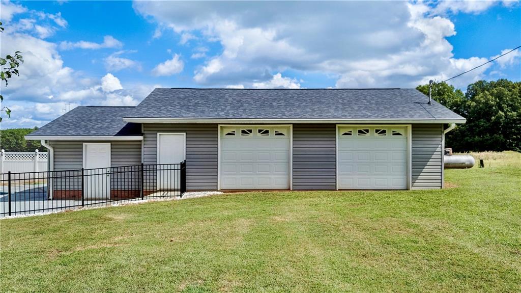 114 Belwood Drive SE