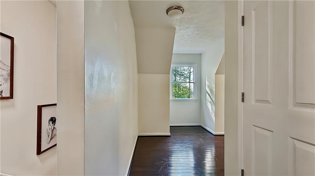 320 Wrights Hollow Road SE