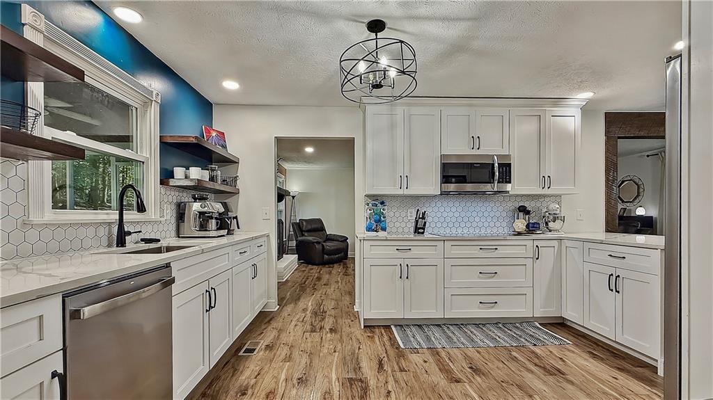 320 Wrights Hollow Road SE