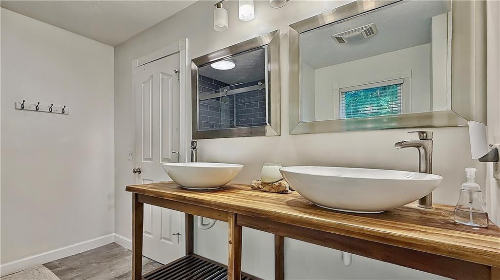 320 Wrights Hollow Road SE