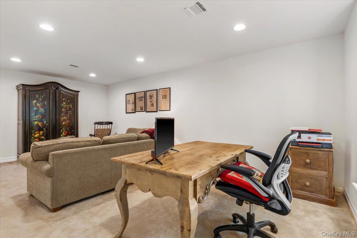 30 Hidden Ridge Court