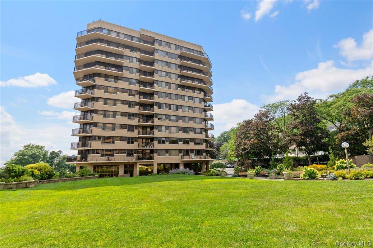 25 Rockledge Avenue Unit: 205