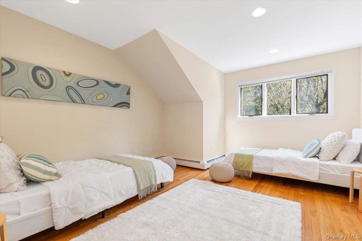 9 Evon Court