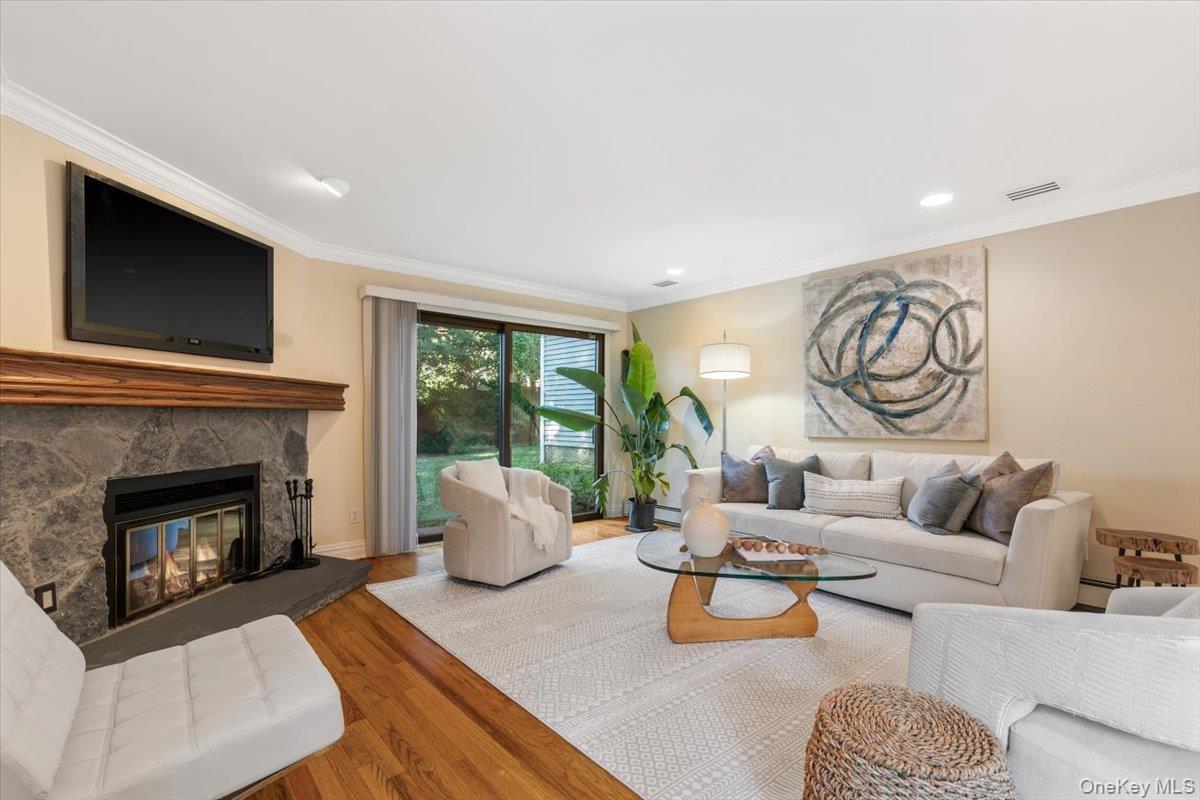 9 Evon Court