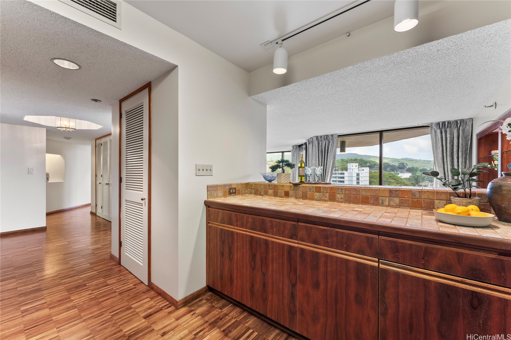 1525 Wilder Avenue 903