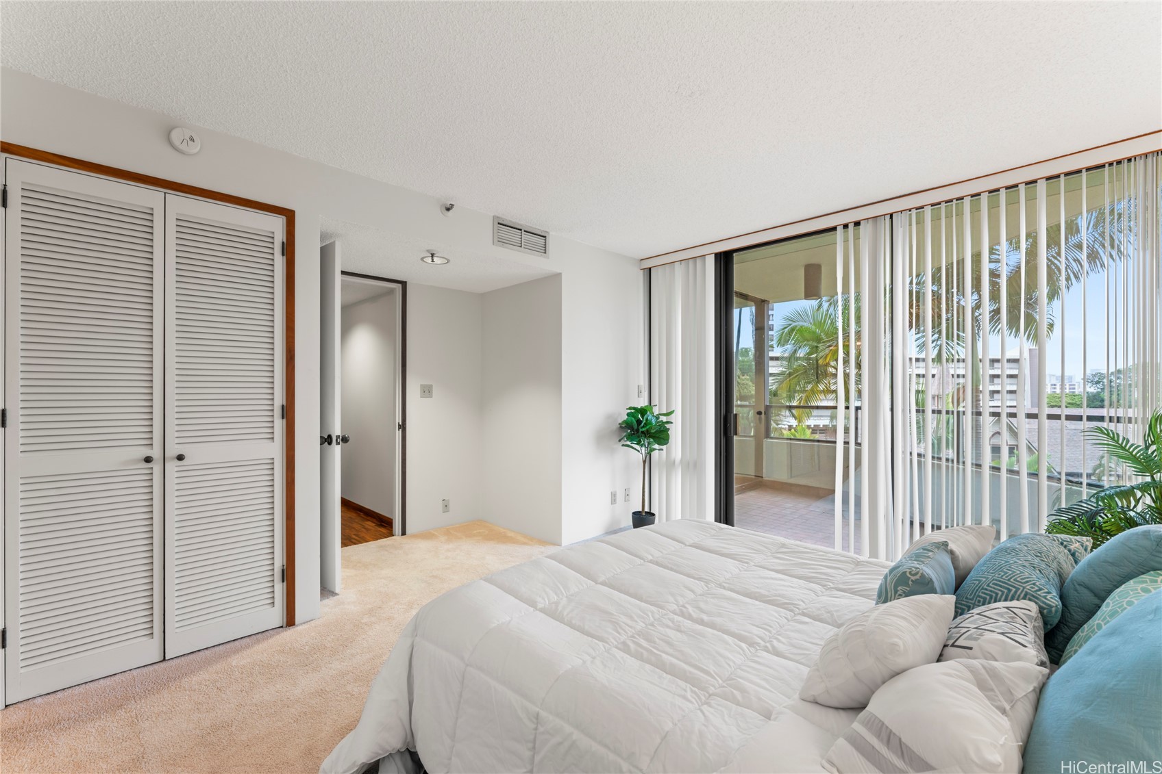 1525 Wilder Avenue 401