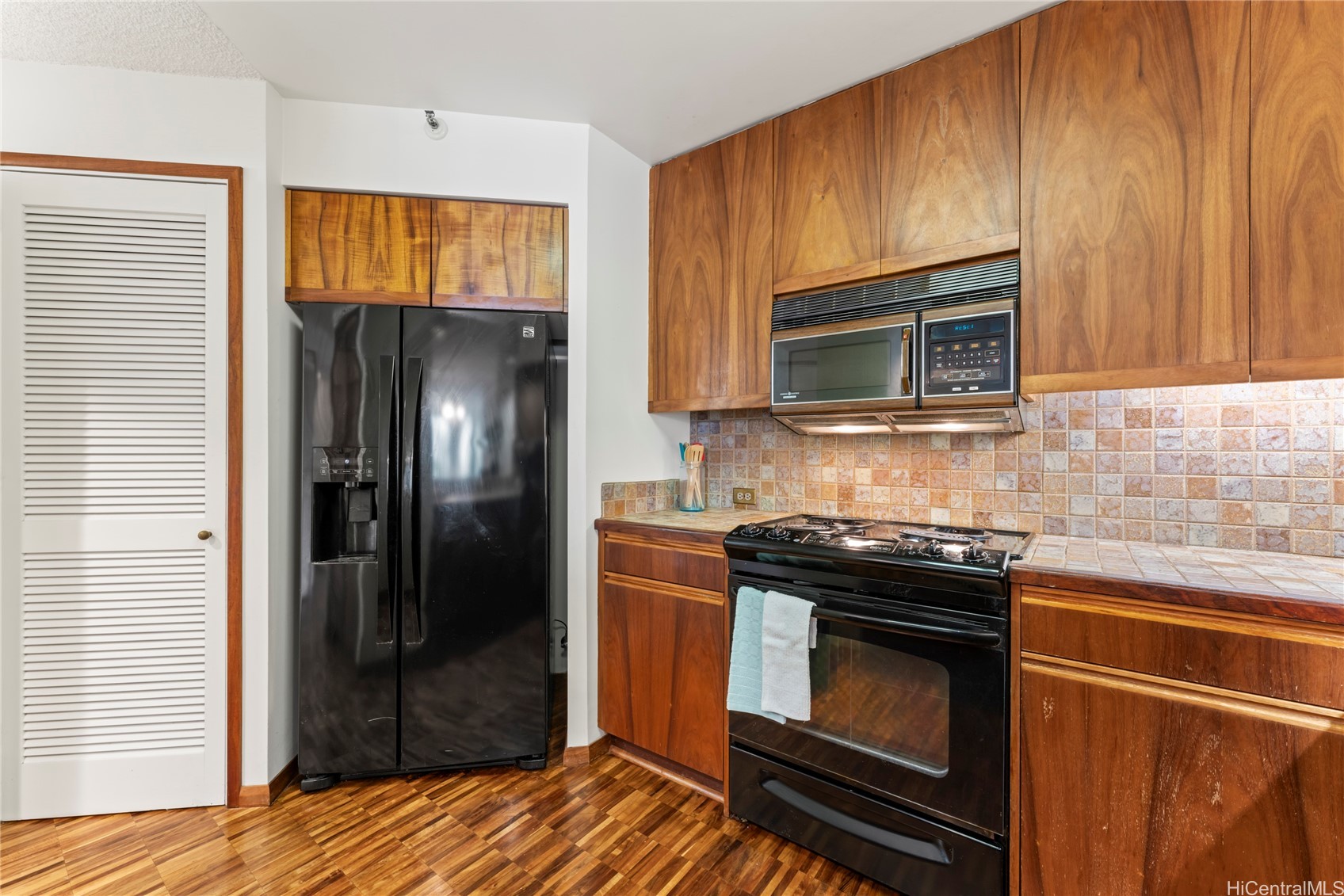 1525 Wilder Avenue 401