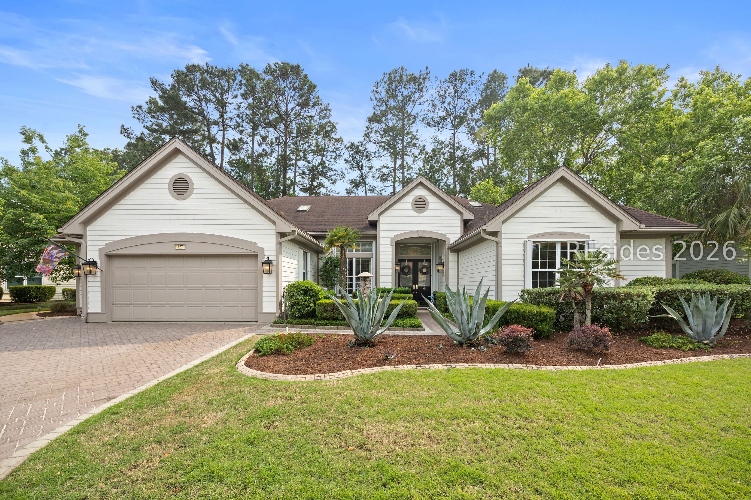 127 Robert E Lee Lane