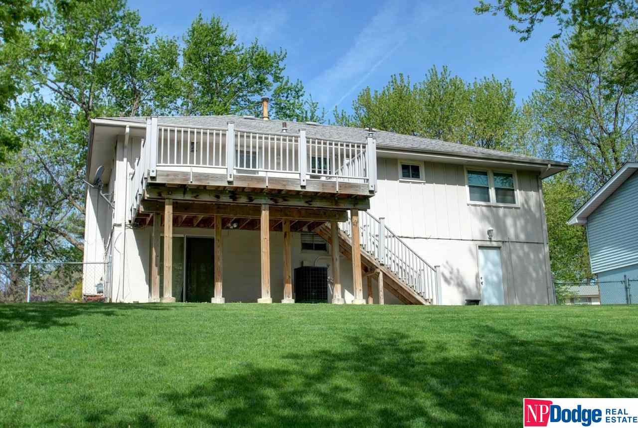 3905 N 101 Street