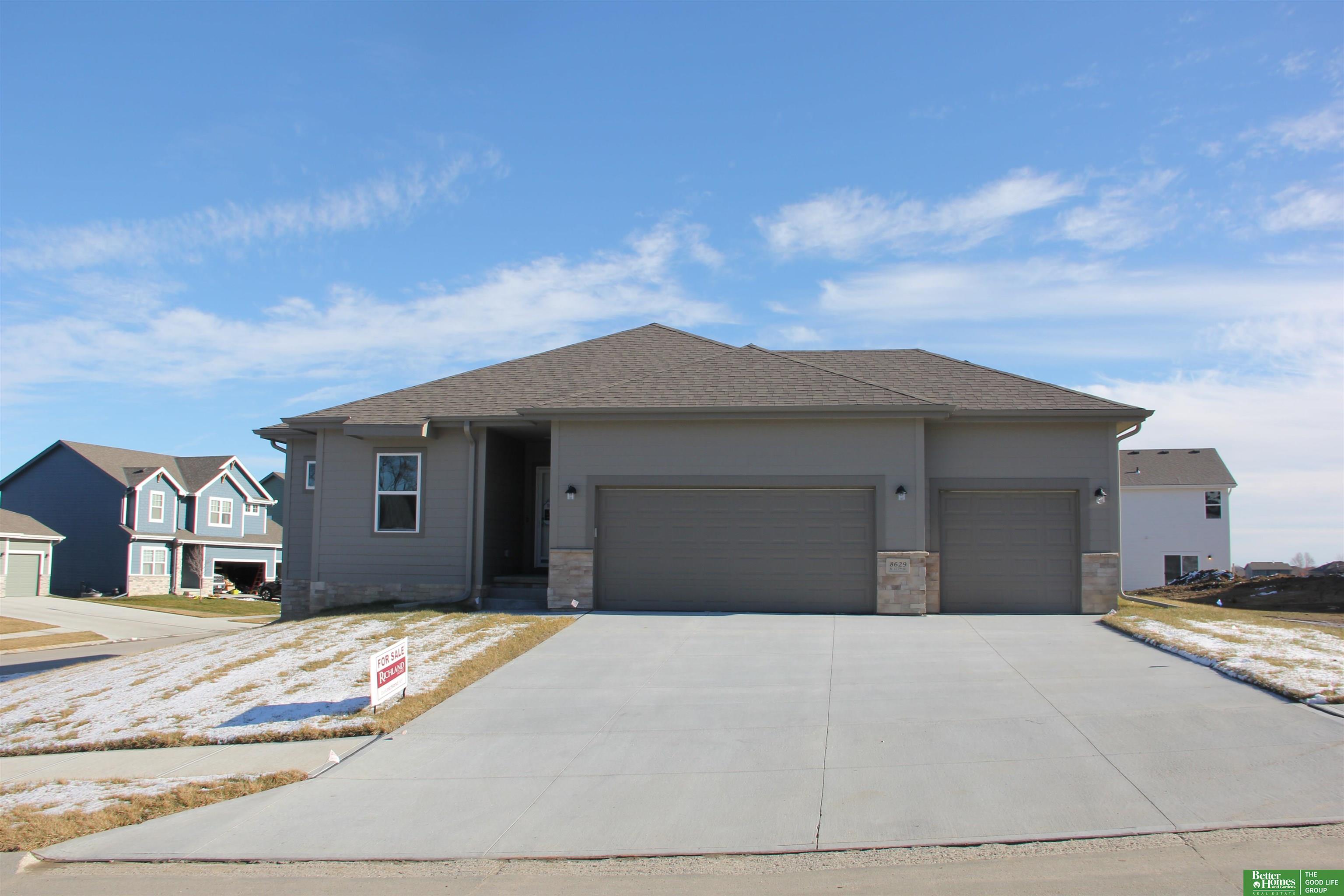 8629 N 177th Street