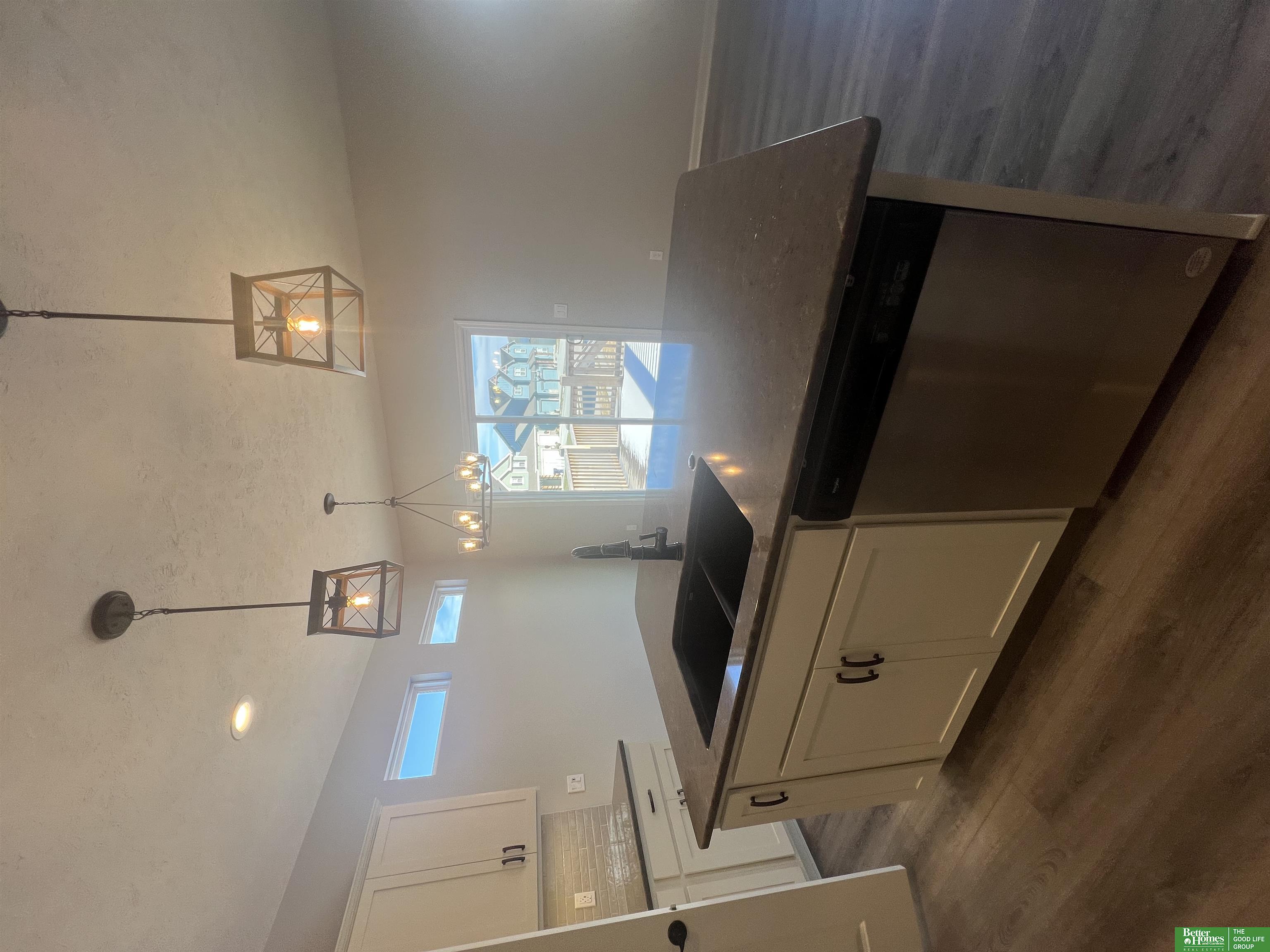 8629 N 177th Street
