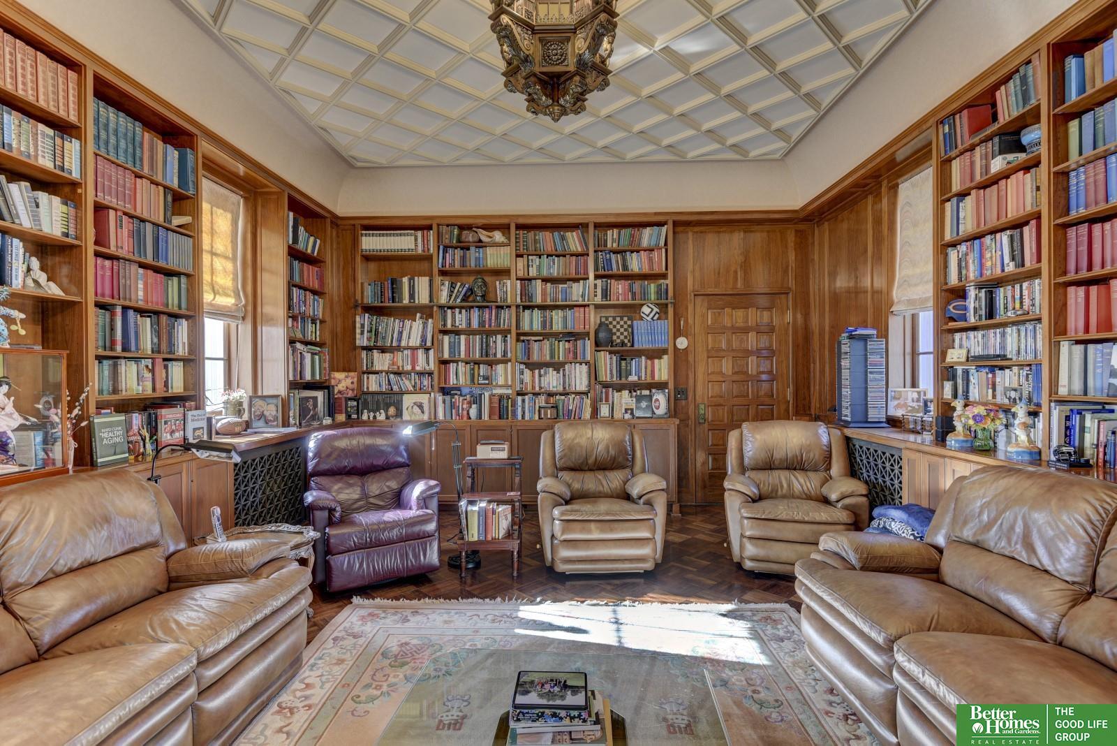 6300 Dodge Street