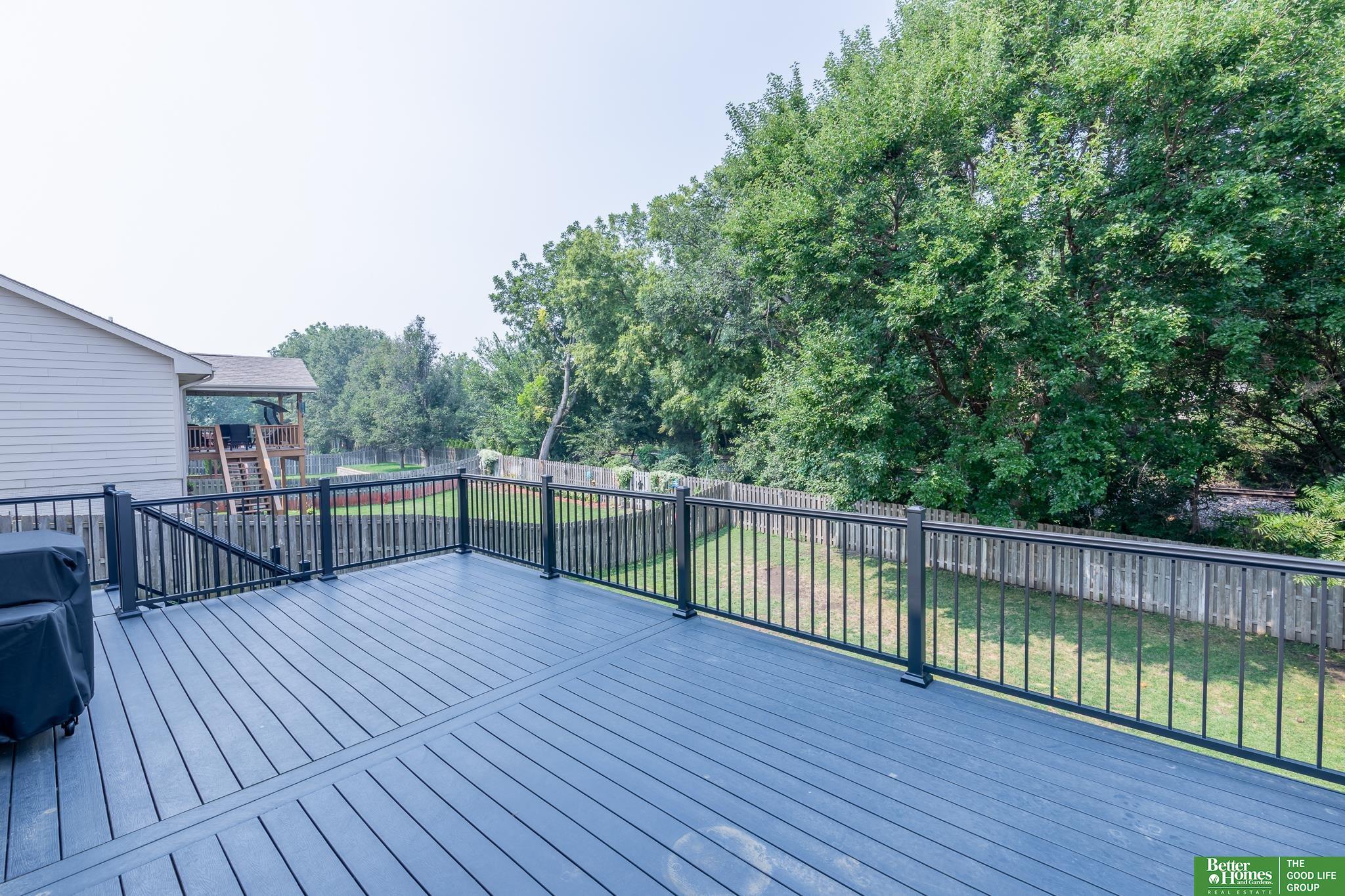 17220 S Creek Circle