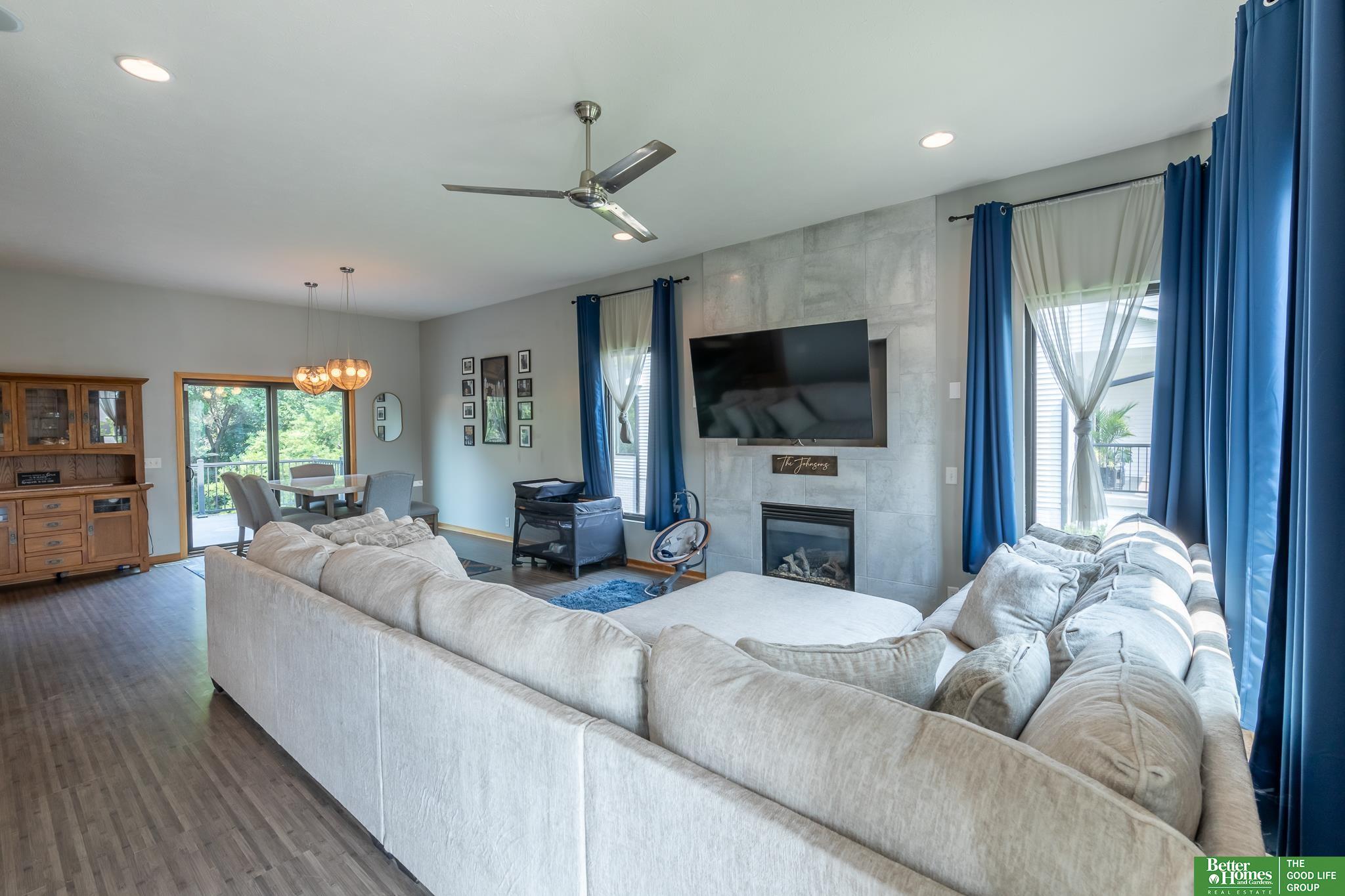 17220 S Creek Circle