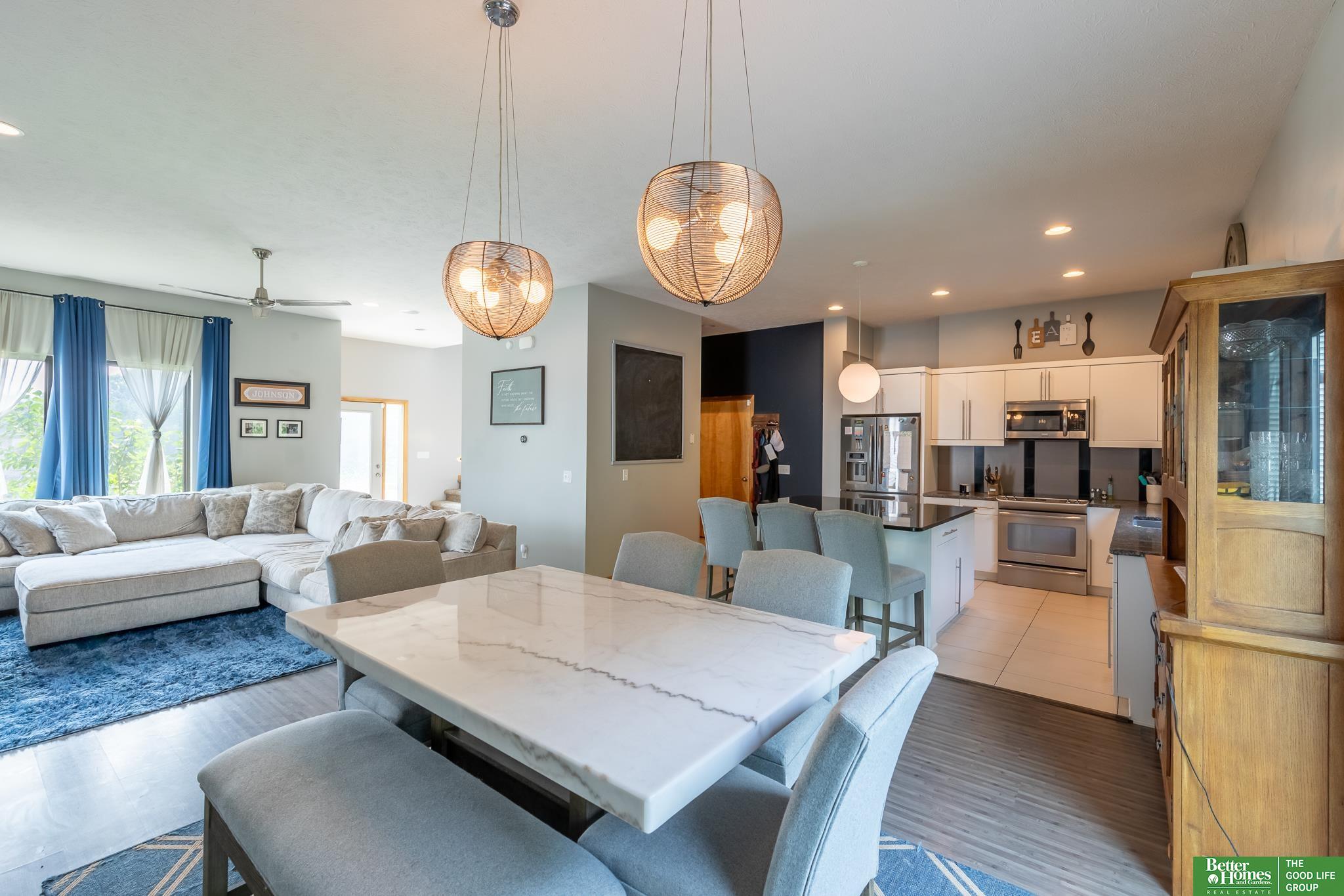 17220 S Creek Circle