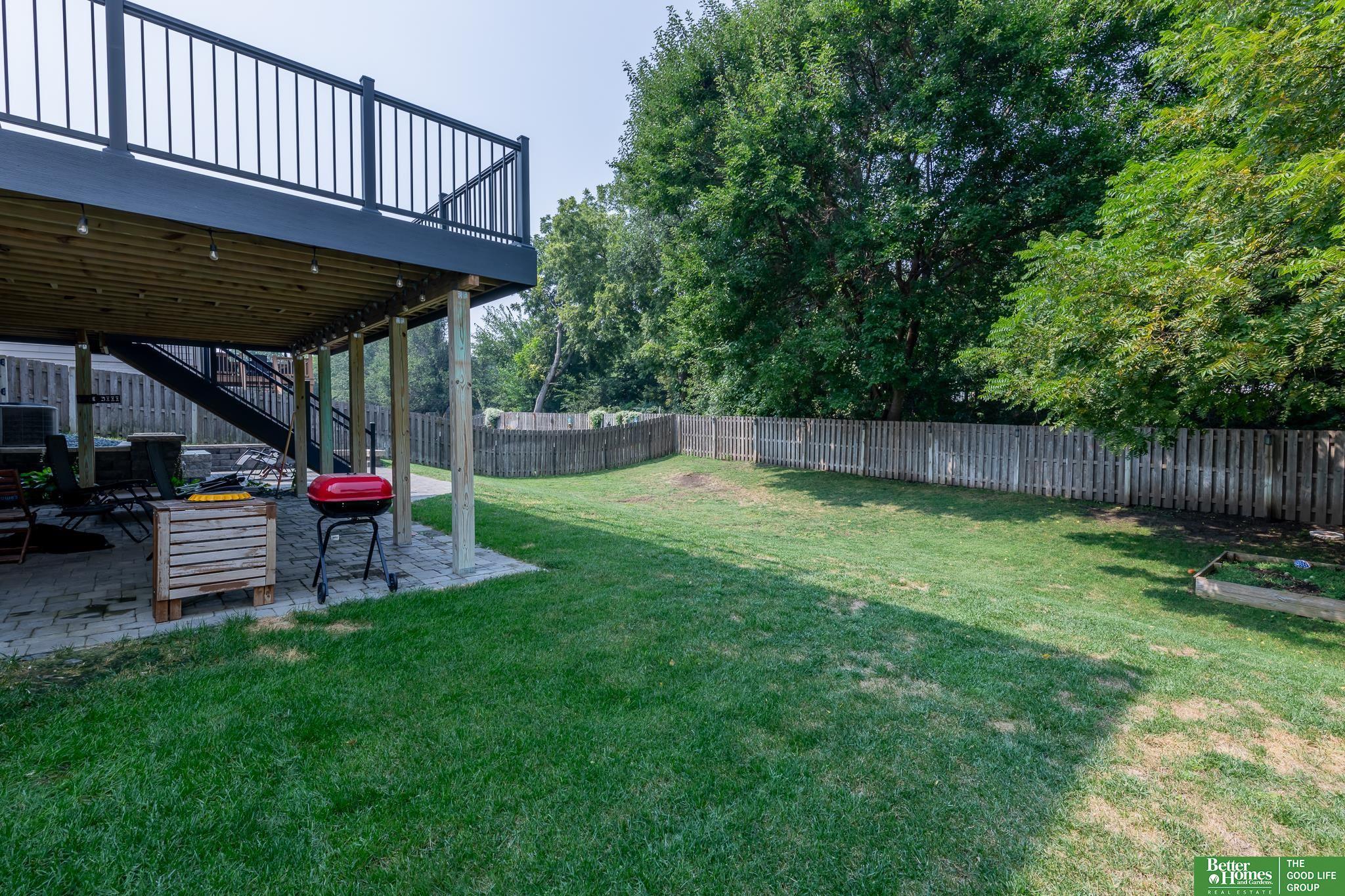 17220 S Creek Circle