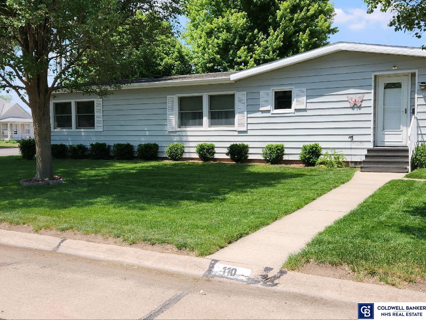 110 E North Street