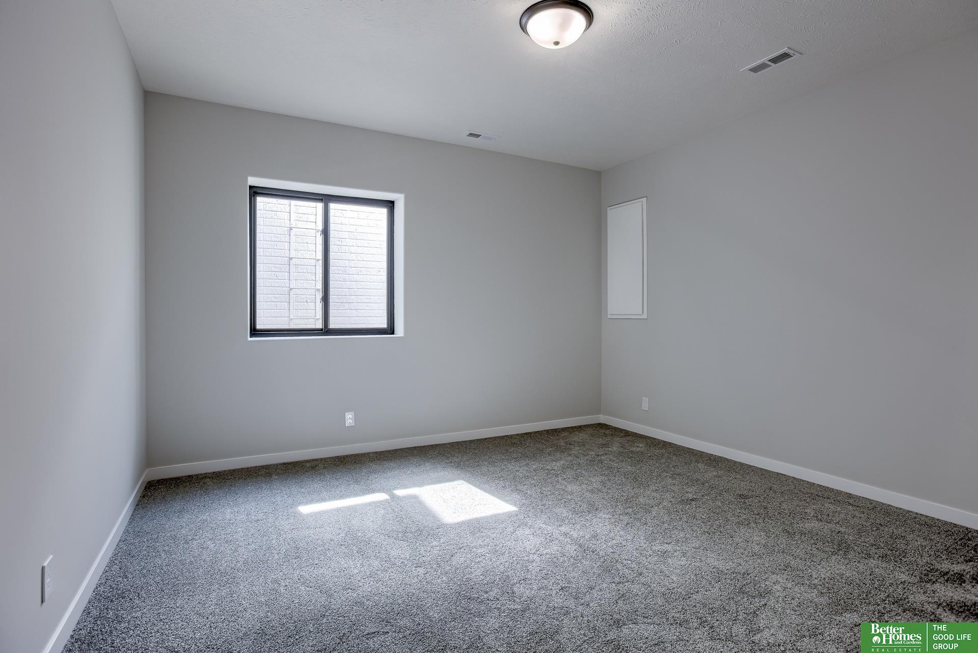 11014 S 175th Street