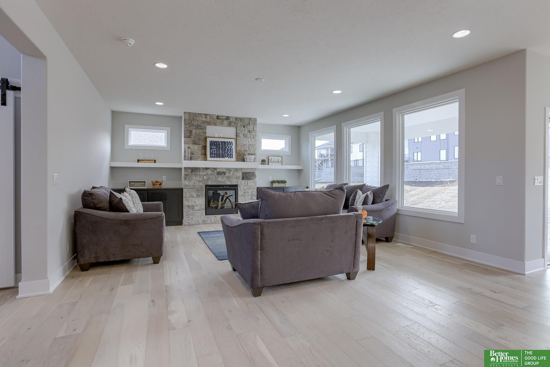 11014 S 175th Street