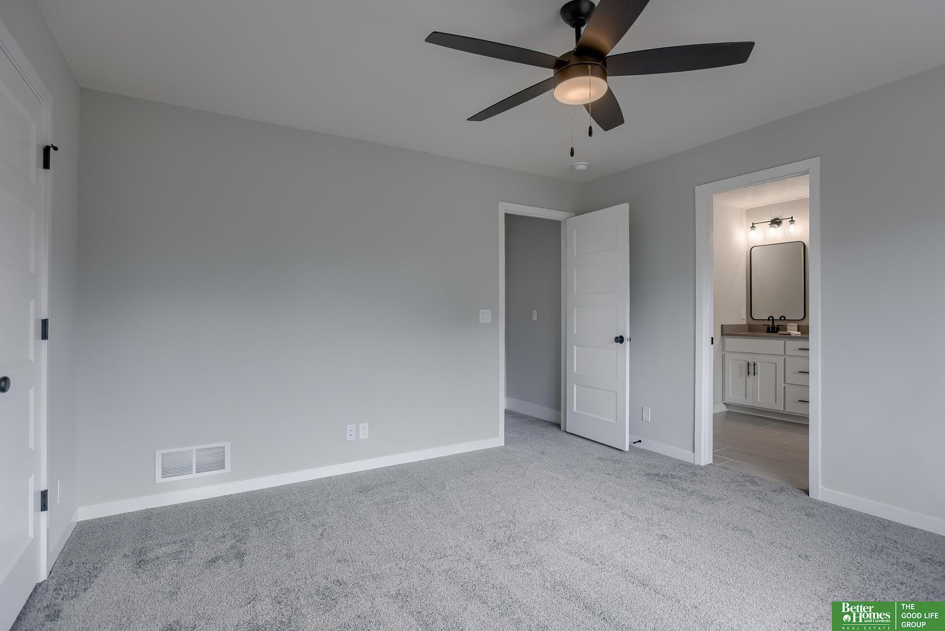 11014 S 175th Street