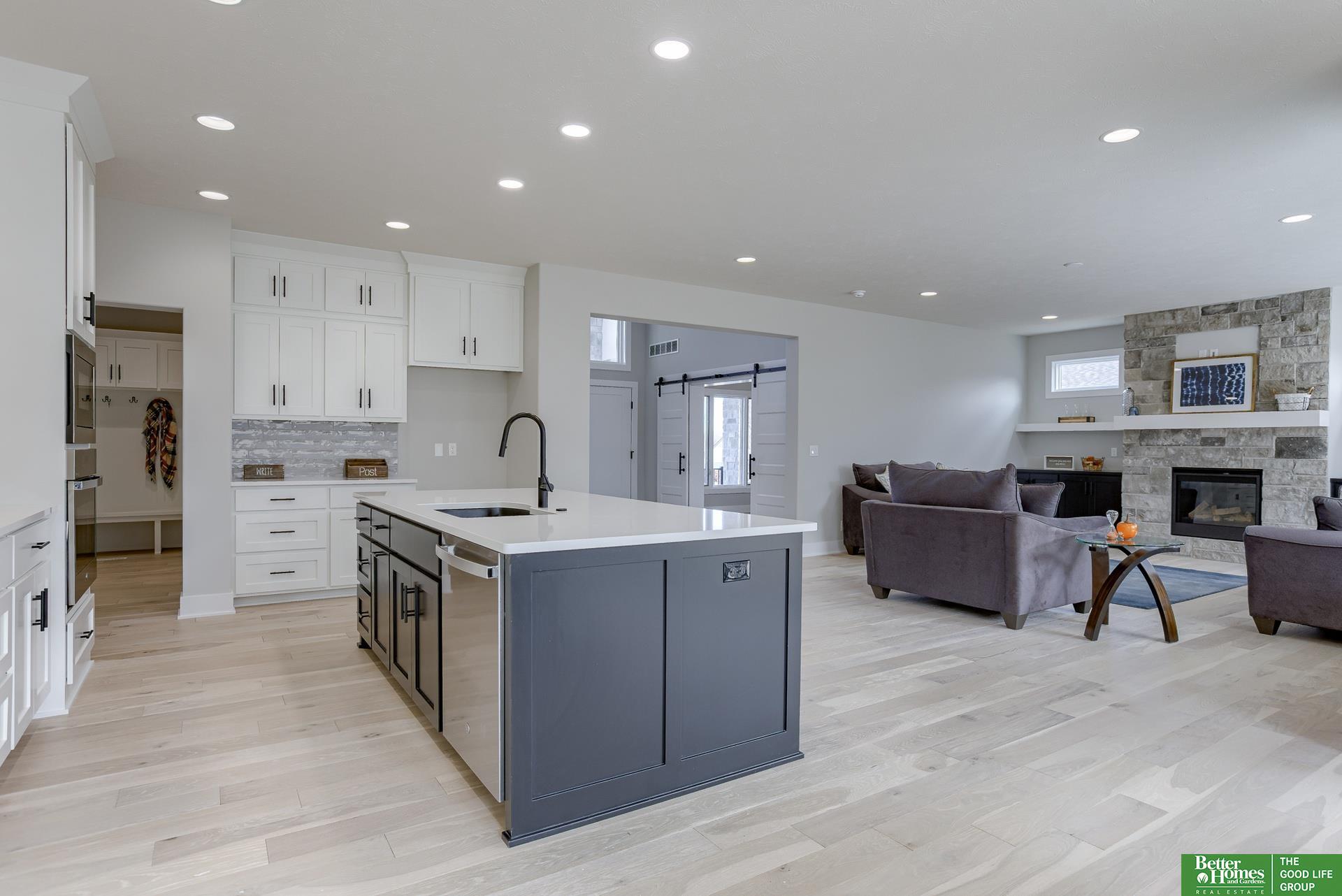 11014 S 175th Street