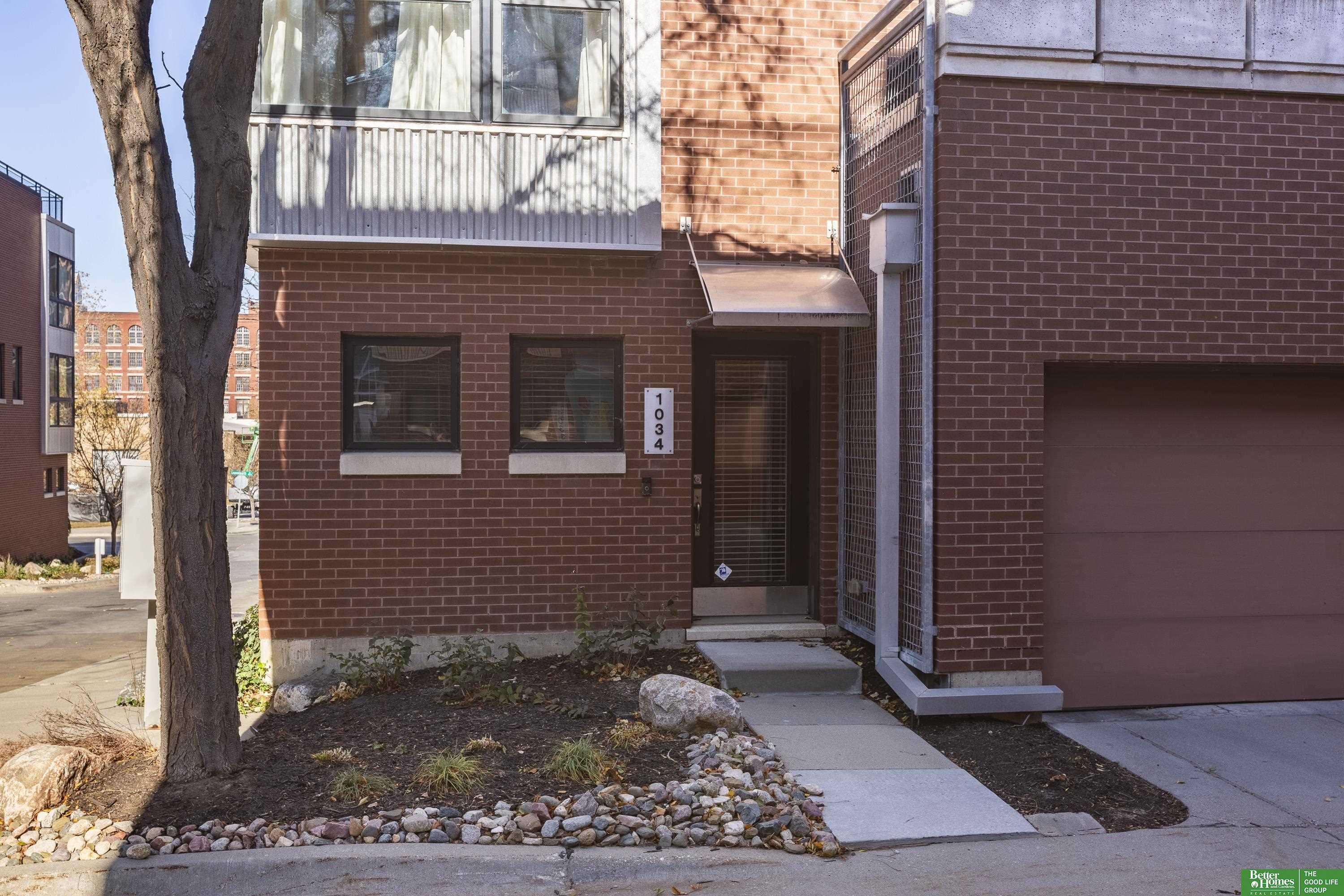 1034 Mayberry Plaza