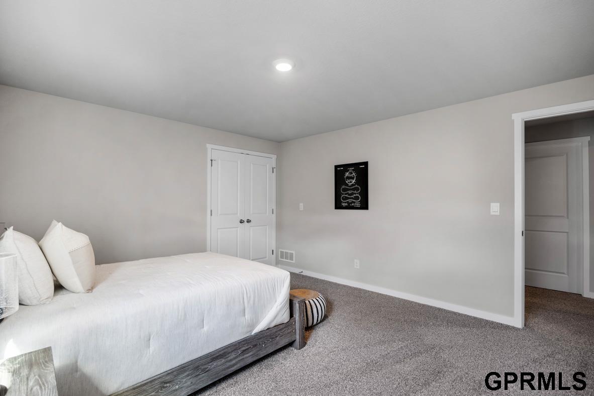 8507 S 184th Street