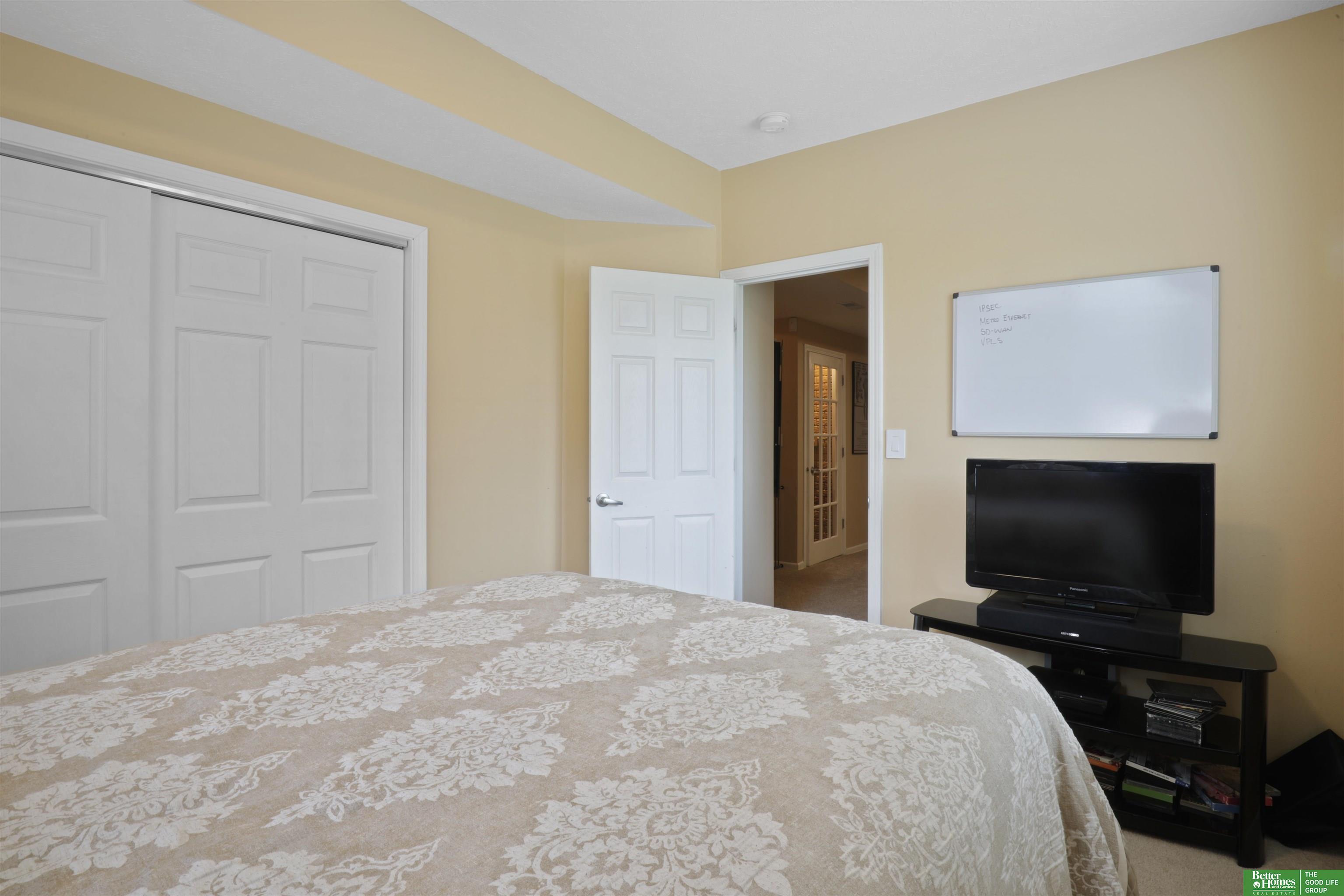 1602 Walnut Creek Drive