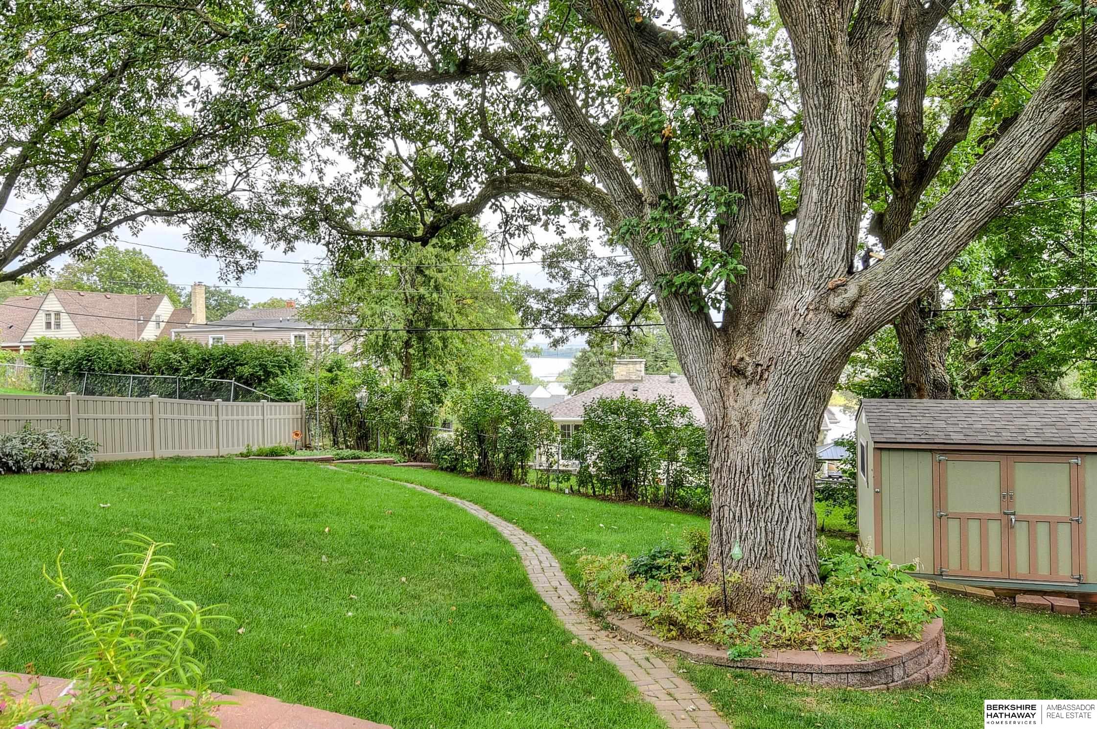 9655 N 30 Street