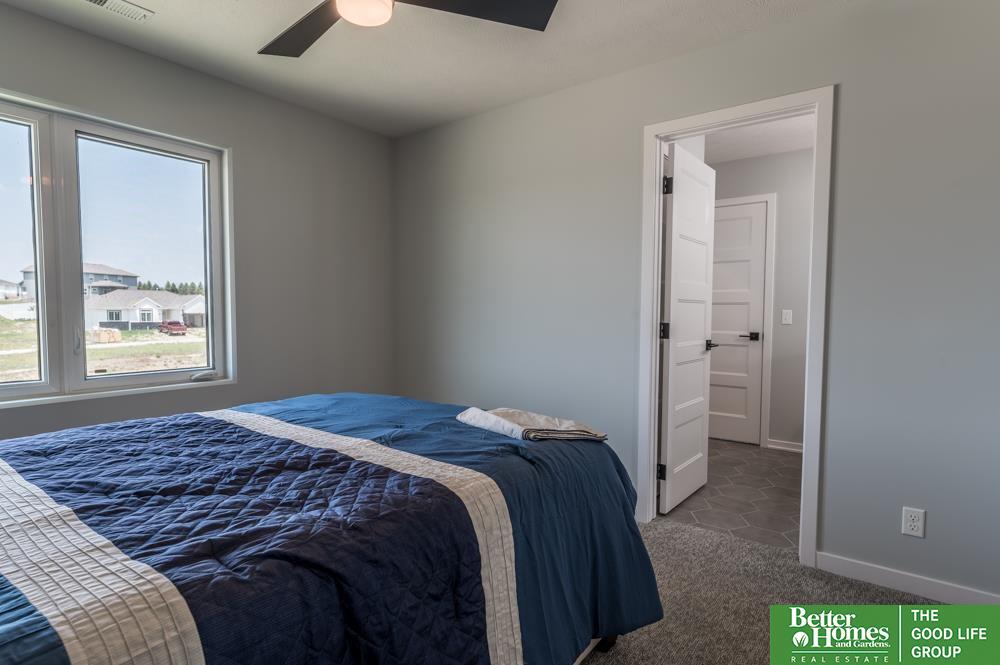 12510 Slayton Circle