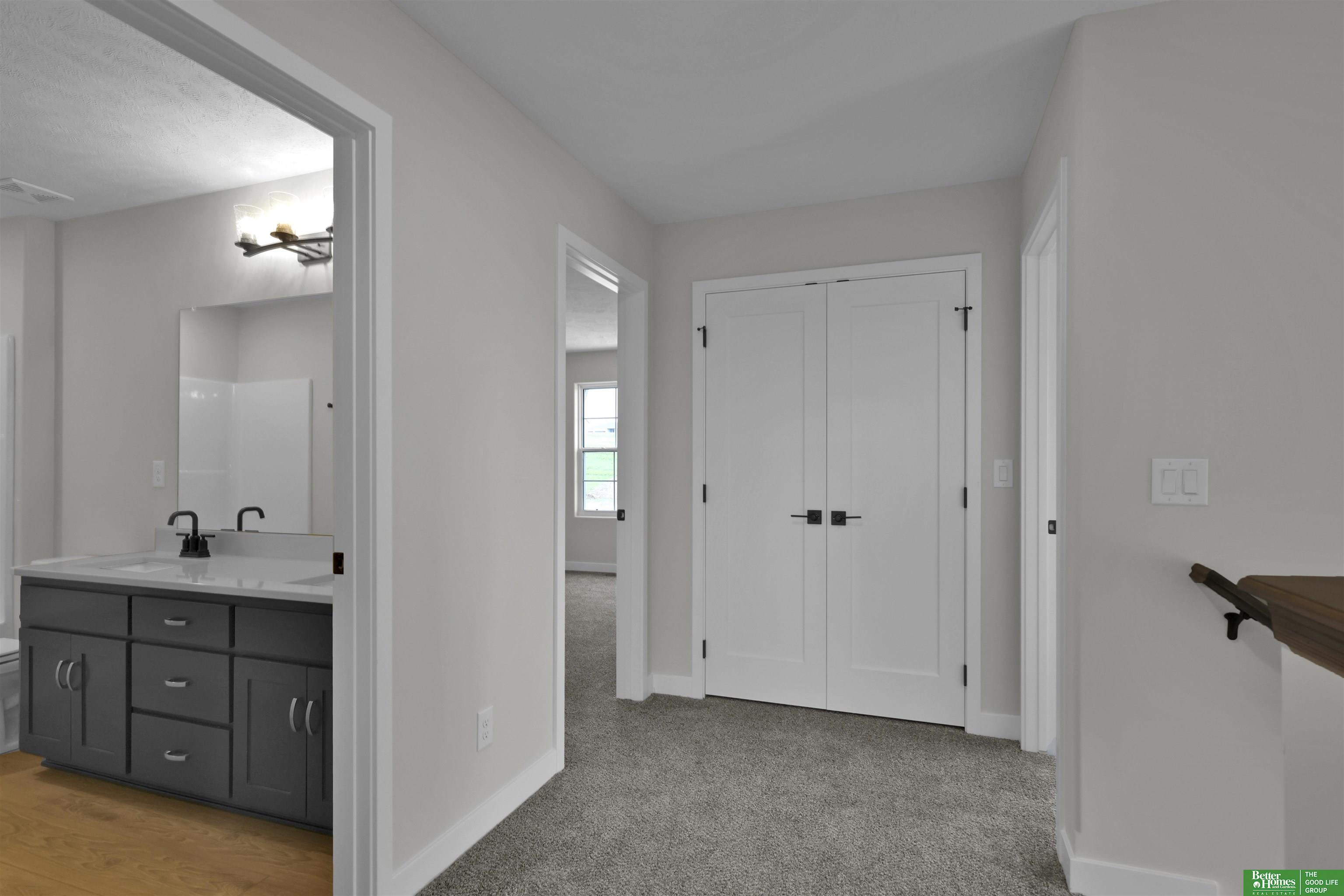 11015 N 160th Street