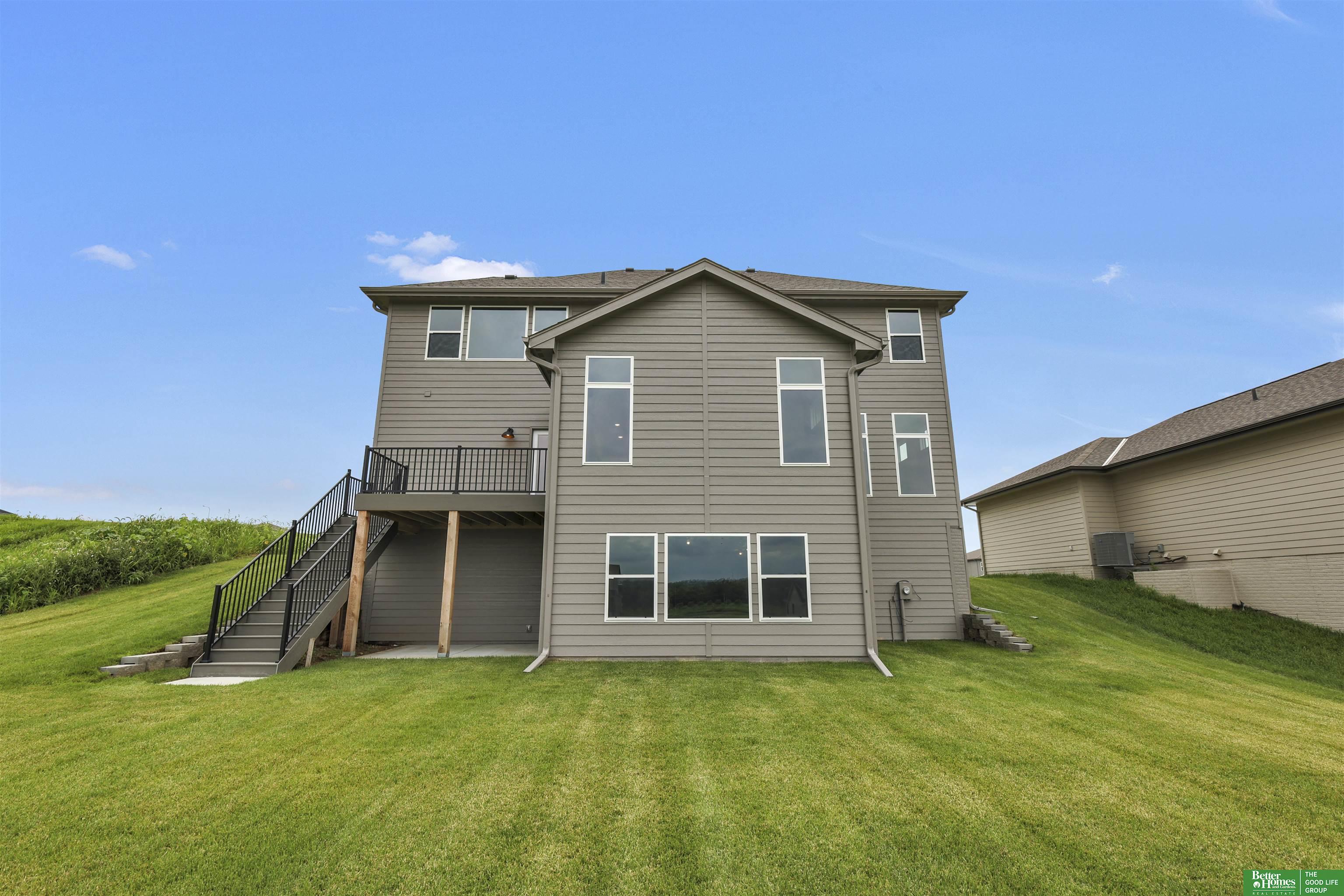 11015 N 160th Street