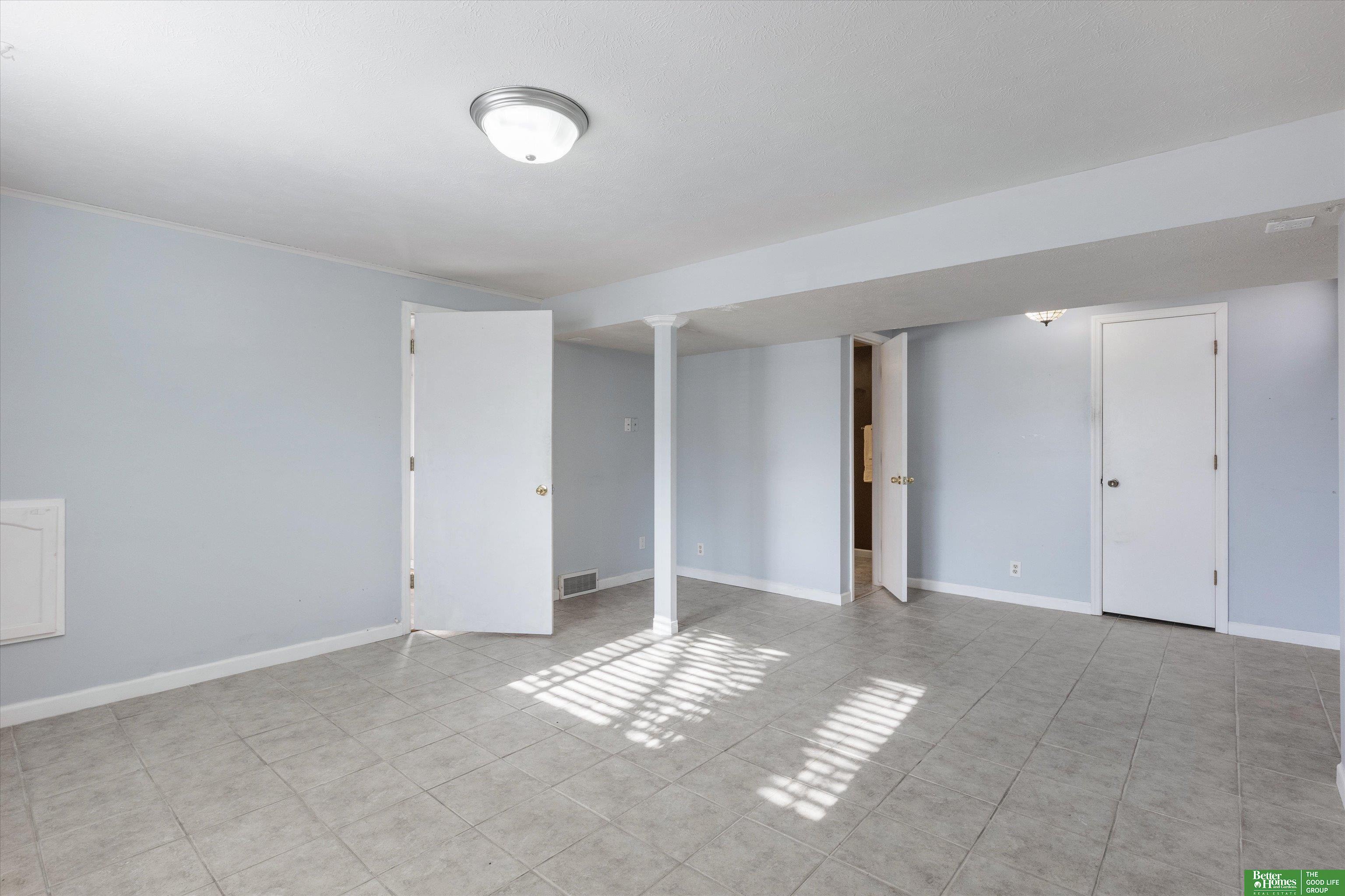7910 Craig Circle