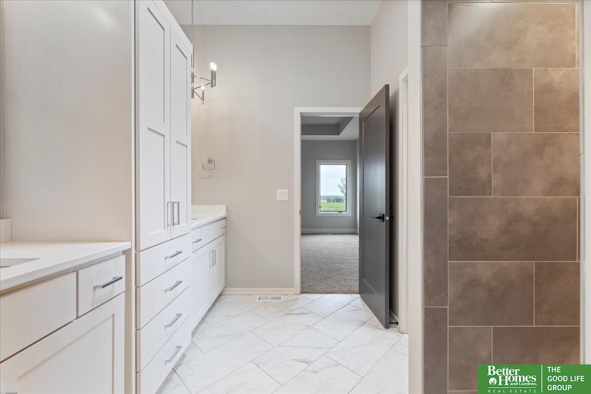 11506 S 116th Street