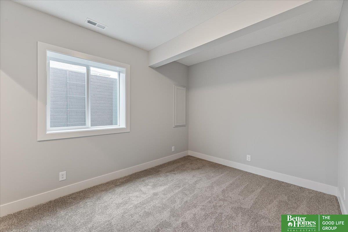 11506 S 116th Street