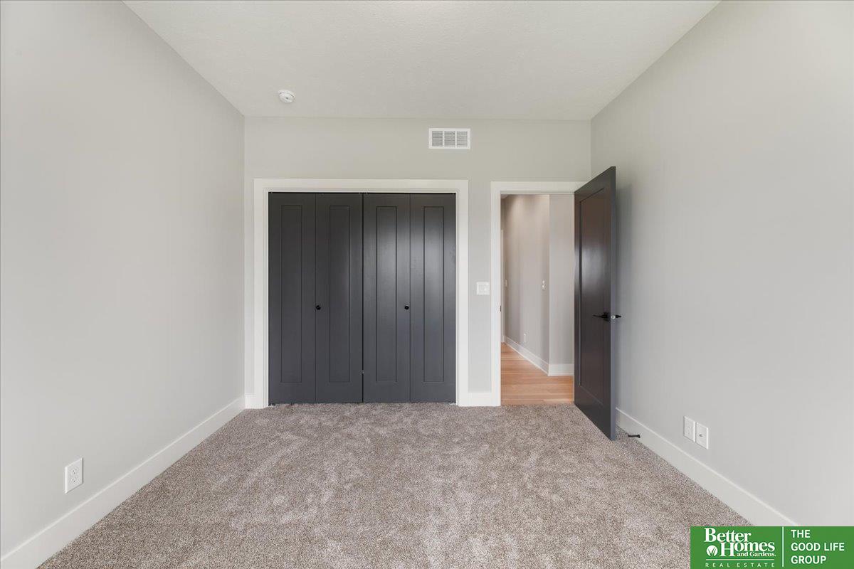 11506 S 116th Street